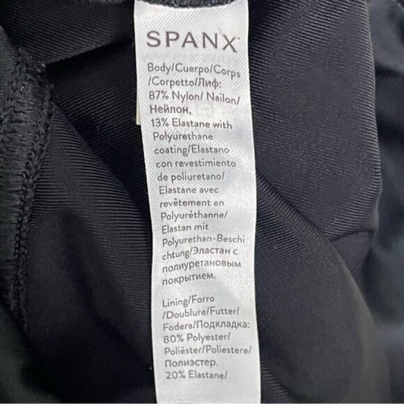 Spanx Faux Leather Moto Leggings in very black size small slimming shaping - Picture 11 of 15